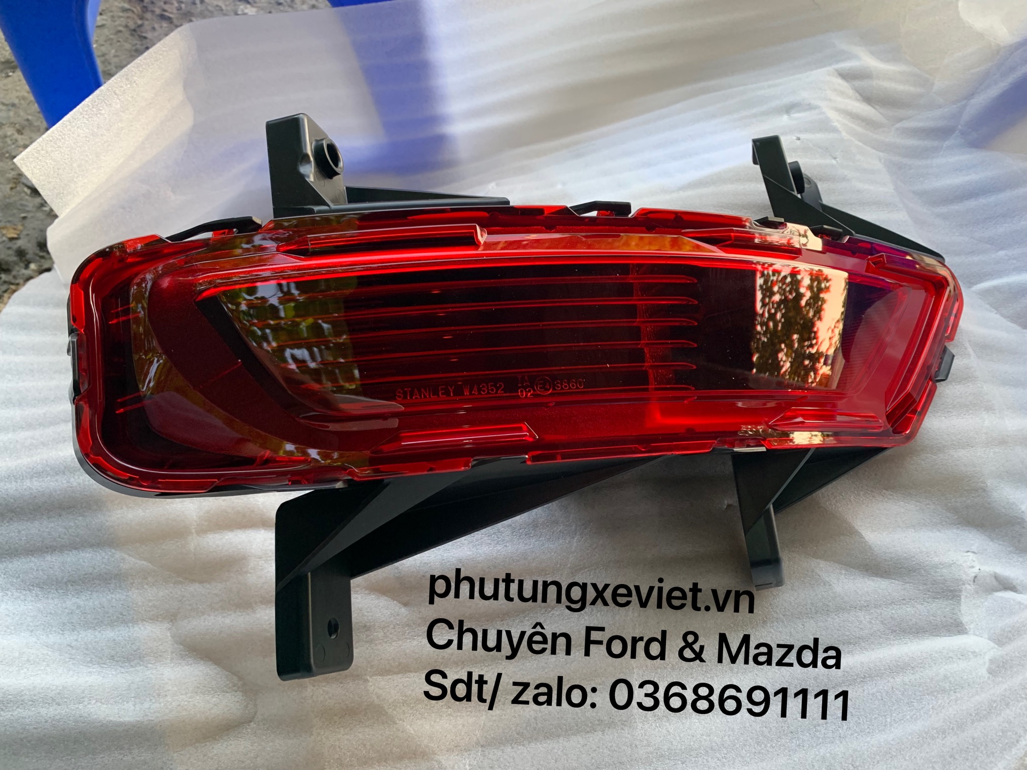 Đèn phản quang sau Mazda CX-8 / CX8 K131515M0A K131515L0A5