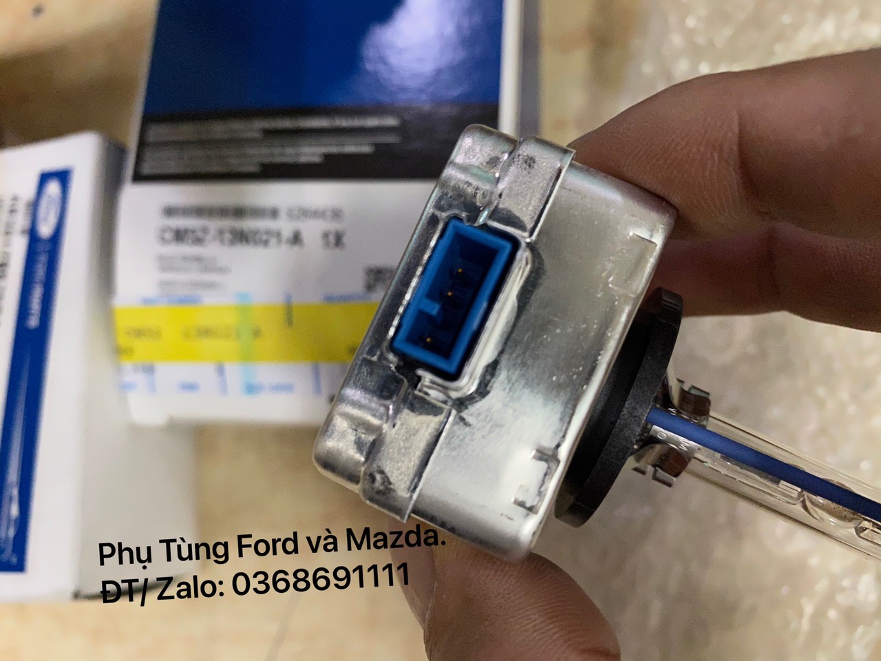 CM5Z-13N021-A / CM5Z13N021A Bóng đèn pha cao áp Ford Focus3
