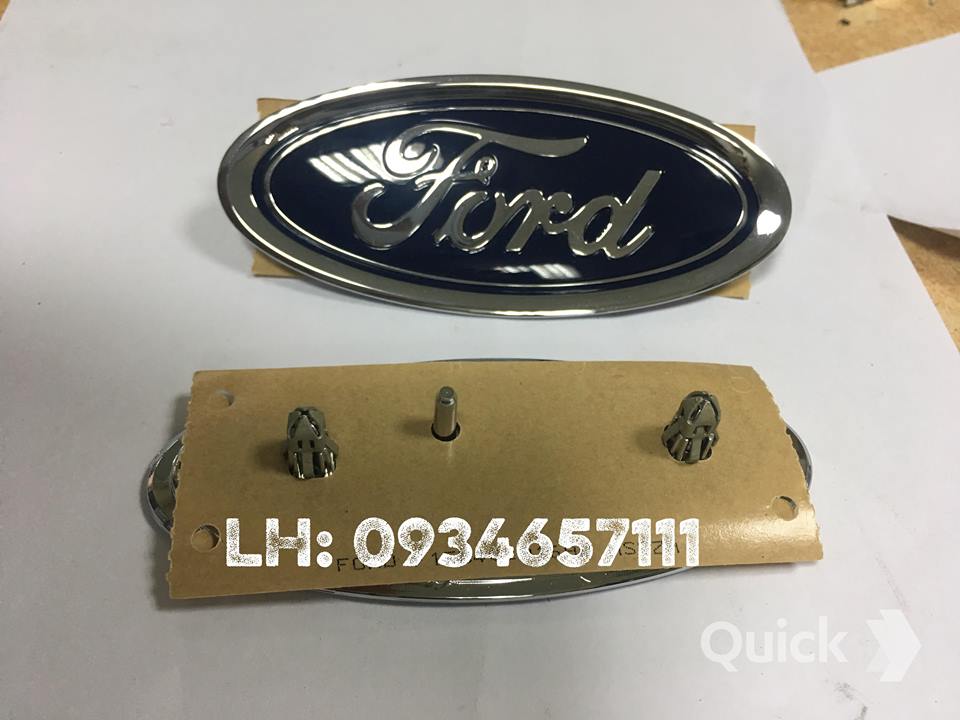 Lô gô / biểu tượng / chữ Ford / đầu xe Ford Fiesta3